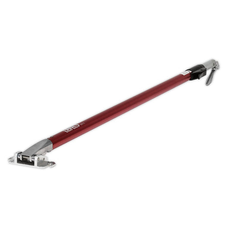 40-inch to 62-inch Level 5 Flat Box Extendable Handle made of aluminum with red finish, grey handle head, and brake