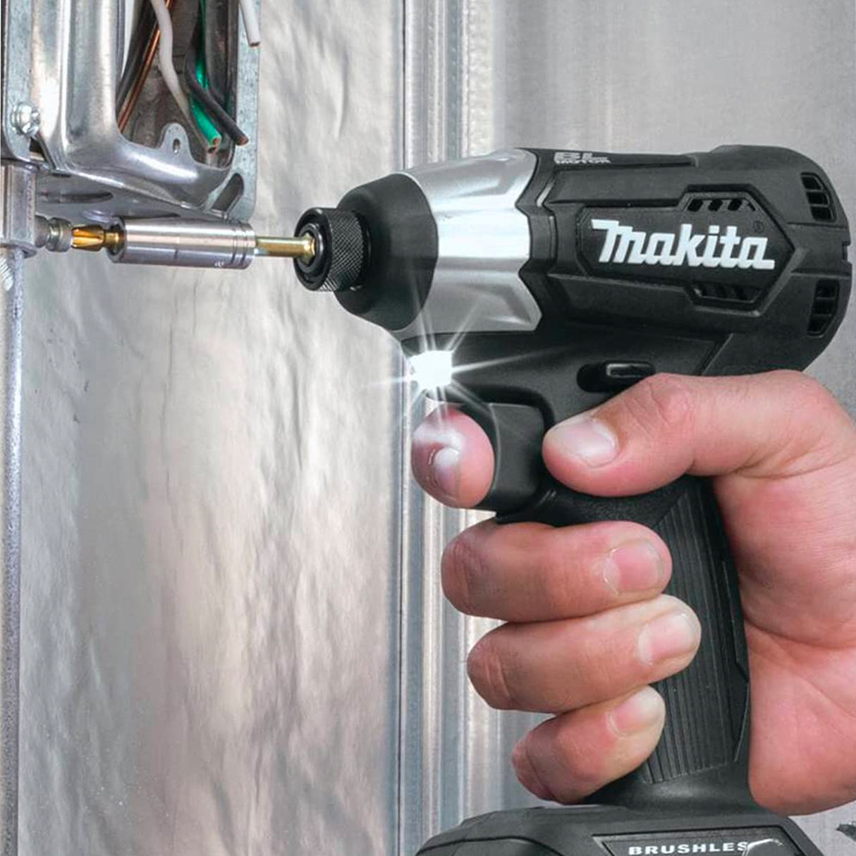 Makita DTW180TX1B 3/8" Brushless Sub-Compact Cordless Impact Wrench with 5.0 Ah Battery and Charger Kit